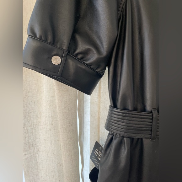 NWT Express L Faux Leather Black Puff Sleeve Tie Waist Straight Leg Jumpsuit - Picture 4 of 11